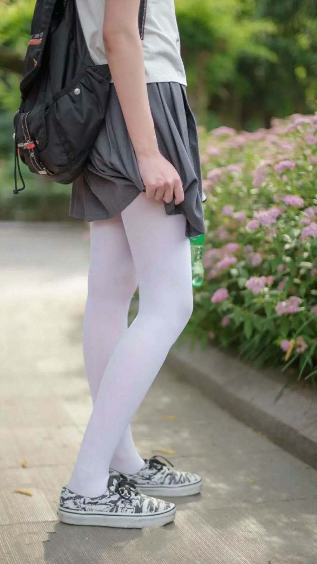 FaZe推出LOL虚拟形象互动产品，英雄联盟虚拟女团mv